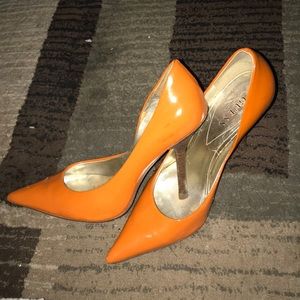 Orange pumps sz 6
